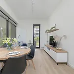 Apartment Relax With Parking Shellter Renters Prestige