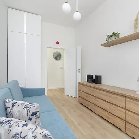 Relax With Parking Shellter Rogowo Renters Prestige Apartment