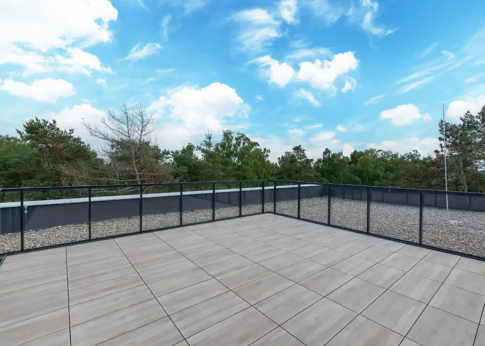 Relax With Parking Shellter Renters Prestige