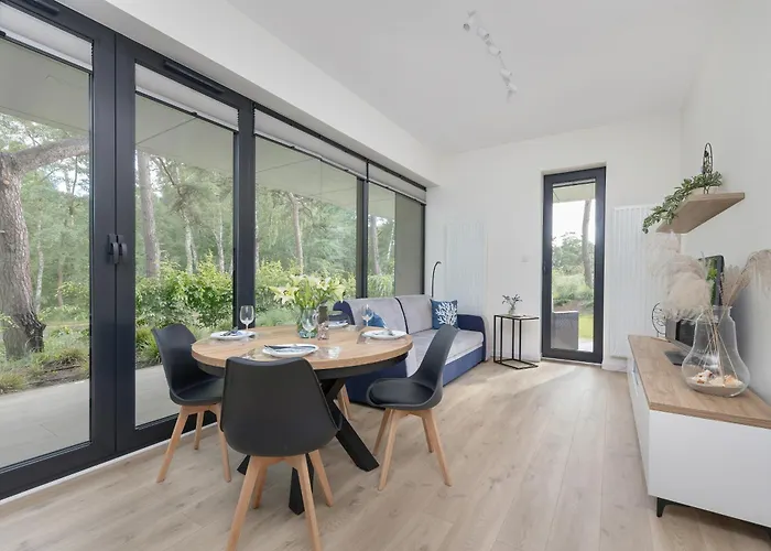 Relax With Parking Shellter Renters Prestige Apartman Rogowo