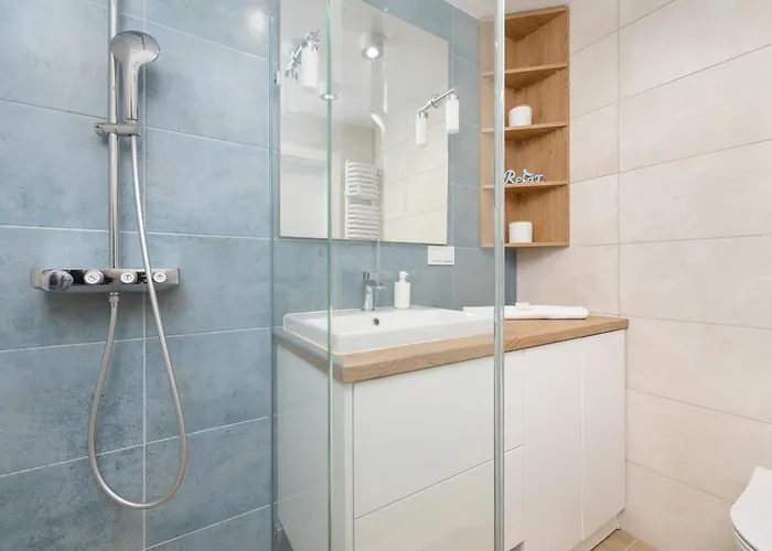 Relax With Parking Shellter Renters Prestige Apartman